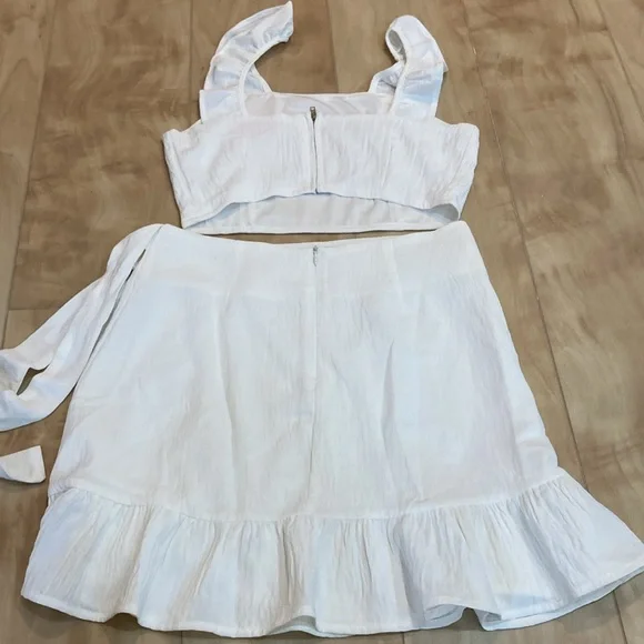 Pink Lily white out 2 piece skirt set - Picture 9 of 13